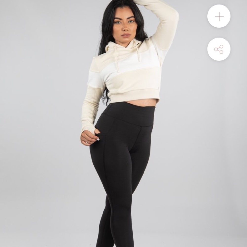 BuffBunny prosecco wanderlust crop hoodie